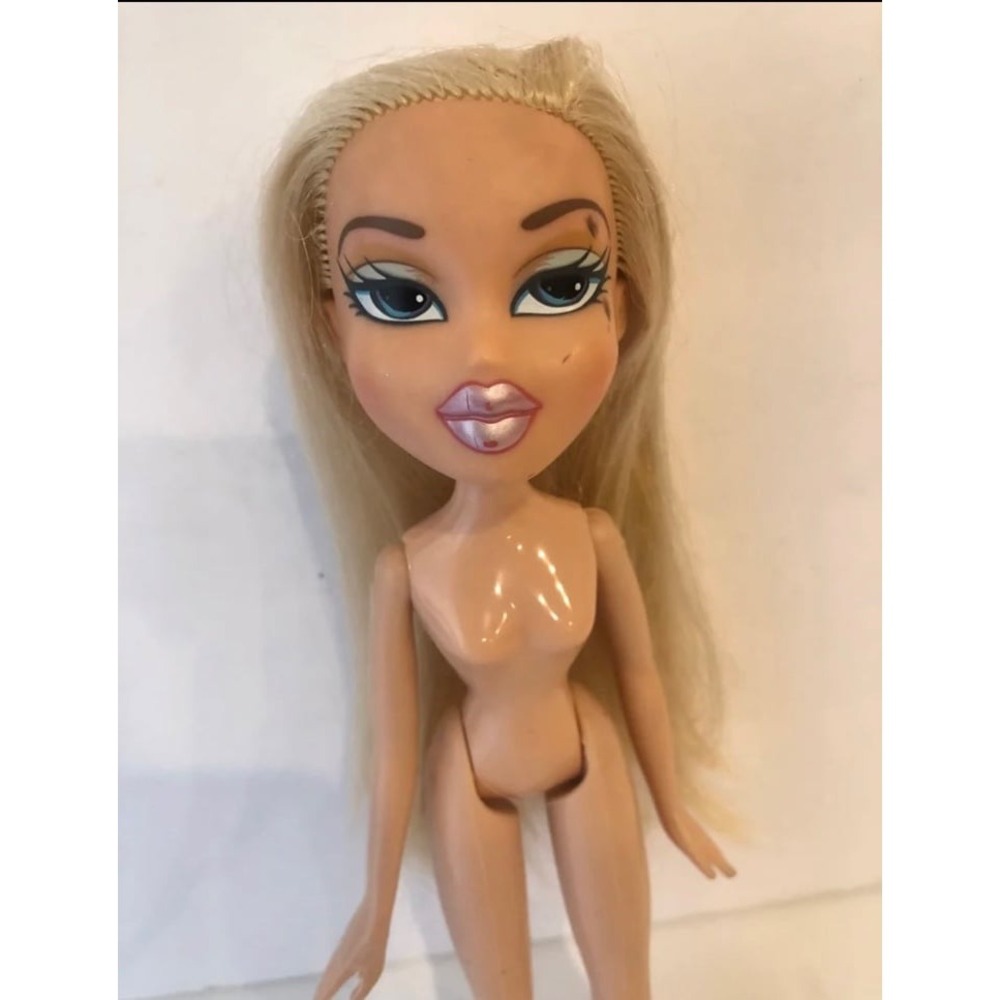 Bratz Cloe‎ Nude Doll MGA 2001 No Feet